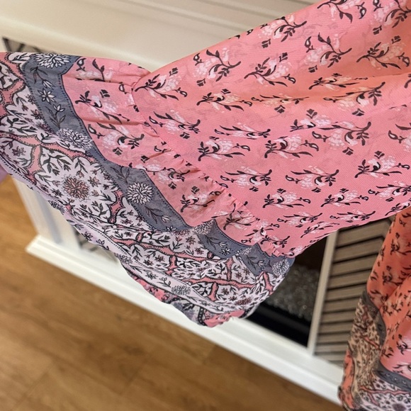 Style & Co. Pink and Gray Patterned Blouse - Picture 4 of 7